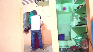 Bhanje Ne Apni Jawaan Mami Ki Gaand Todkar Chodkar Raat Bhar Chikaya