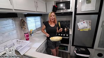 A Steamy Evening With Stepmom: Her Naughty Stepboy’s Hard, Shining Surprise