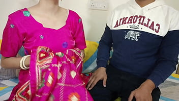 सौतेले बेटे की गर्म लंड से भरी तलाश में उसकी सौतेली माँ पागल हो रही है